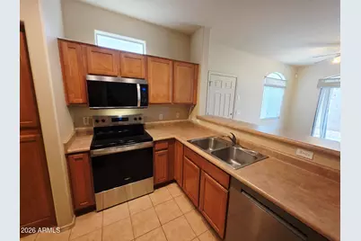 2727 N Price Road #35, Chandler, AZ 85224 - Photo 2