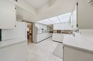 9413 W Spanish Moss Ln, Sun City, AZ 85373 - Photo 8