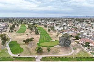 9413 W Spanish Moss Ln, Sun City, AZ 85373 - Photo 38