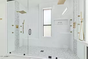 8989 N Gainey Center Dr, Scottsdale, AZ 85258 - Photo 4