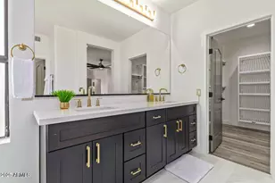 8989 N Gainey Center Dr, Scottsdale, AZ 85258 - Photo 58