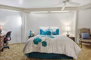 12054 S Tonalea Dr, Phoenix, AZ 85044 - Photo 46