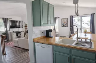 921 S Val Vista Dr, Mesa, AZ 85204 - Photo 4