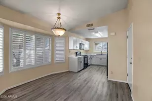 7950 W Paradise Dr, Peoria, AZ 85345 - Photo 4