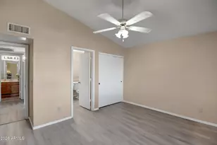 7950 W Paradise Dr, Peoria, AZ 85345 - Photo 8