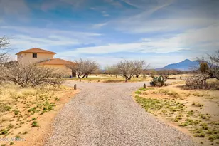 8541 S Almosta Ranch Rd, Hereford, AZ 85615 - Photo 2