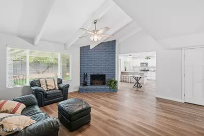 836 W Laguna Azul Avenue, Mesa, AZ 85210 - Photo 6