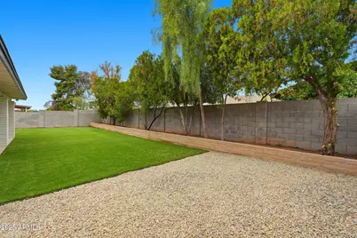 836 W Laguna Azul Avenue, Mesa, AZ 85210 - Photo 40