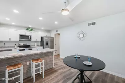 836 W Laguna Azul Avenue, Mesa, AZ 85210 - Photo 10