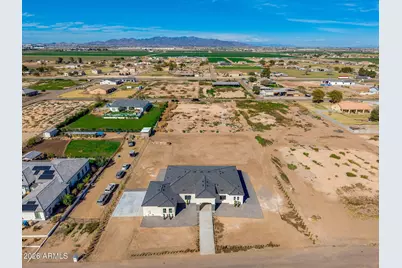 22926 W La Mirada Drive, Buckeye, AZ 85326 - Photo 10