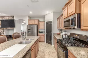 29755 N 121st Ave, Peoria, AZ 85383 - Photo 12