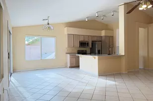 7283 W Tina Ln, Glendale, AZ 85310 - Photo 4