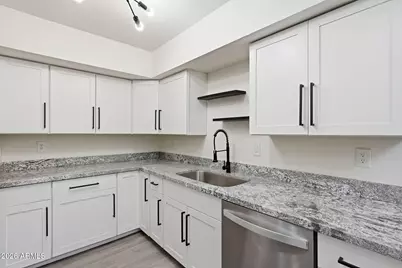 4444 E Paradise Village Parkway N #252, Phoenix, AZ 85032 - Photo 12