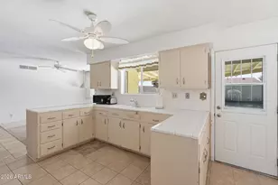 8103 E Wilshire Dr, Scottsdale, AZ 85257 - Photo 14