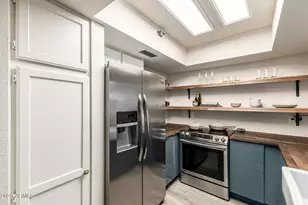 100 E Fillmore St, Phoenix, AZ 85004 - Photo 12