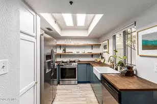 100 E Fillmore St, Phoenix, AZ 85004 - Photo 10