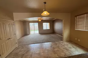 5558 Wilder Dr, Sierra Vista, AZ 85635 - Photo 8