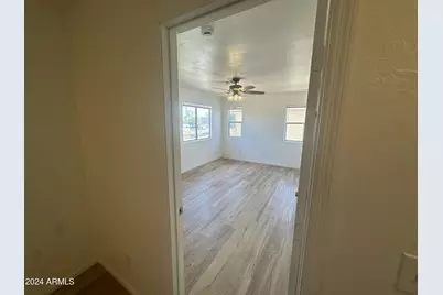 2616 E Southgate Avenue #2, Phoenix, AZ 85040 - Photo 38