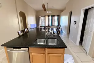 10894 W Davis Ln, Avondale, AZ 85323 - Photo 12