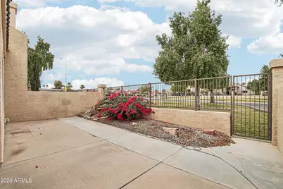 9056 W Port Royale Lane, Peoria, AZ 85381 - Photo 30