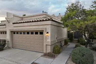9056 W Port Royale Ln, Peoria, AZ 85381 - Photo 4