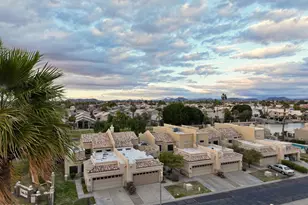 9056 W Port Royale Ln, Peoria, AZ 85381 - Photo 2