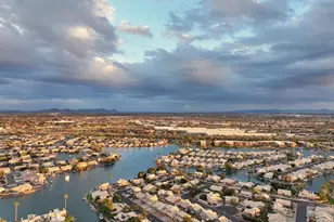 9056 W Port Royale Ln, Peoria, AZ 85381 - Photo 40