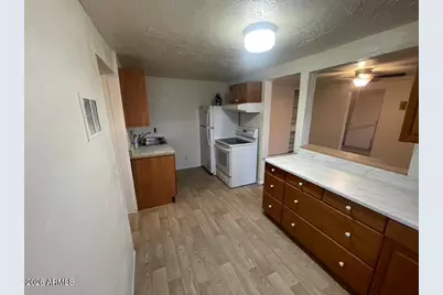 241 E Elwood Street #2, Phoenix, AZ 85040 - Photo 8