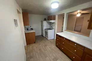 241 E Elwood St, Phoenix, AZ 85040 - Photo 8