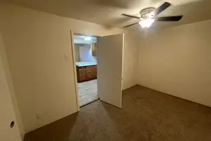 241 E Elwood St, Phoenix, AZ 85040 - Photo 12