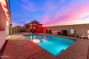 744 W Desert Hollow Dr, San Tan Valley, AZ 85143 - Photo 36