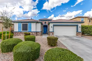 744 W Desert Hollow Dr, San Tan Valley, AZ 85143 - Photo 4