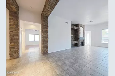 15001 S 5th Avenue, Phoenix, AZ 85045 - Photo 10