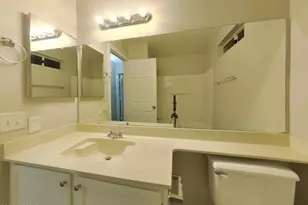 8621 W Willow Ave, Peoria, AZ 85381 - Photo 16