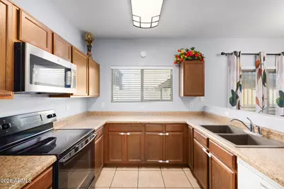 9418 W Eaton Road, Phoenix, AZ 85037 - Photo 10