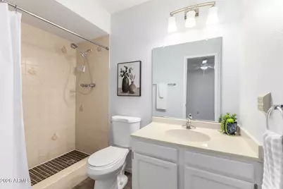 3033 N 37th Street #1, Phoenix, AZ 85018 - Photo 14