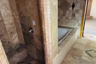 3319 N 61st Ave, Phoenix, AZ 85033 - Photo 8