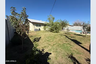 8219 W Piccadilly Road, Phoenix, AZ 85033 - Photo 34