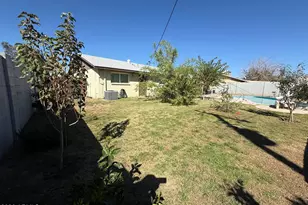 8219 W Piccadilly Rd, Phoenix, AZ 85033 - Photo 34