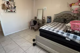 8219 W Piccadilly Rd, Phoenix, AZ 85033 - Photo 22