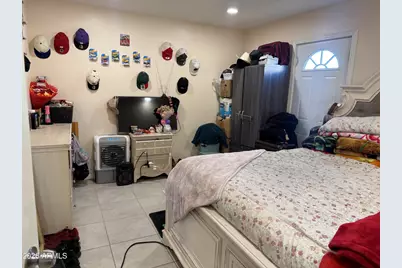 8219 W Piccadilly Road, Phoenix, AZ 85033 - Photo 20