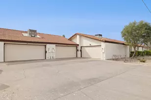 4343 E Osborn Rd, Phoenix, AZ 85018 - Photo 24