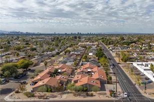 4343 E Osborn Rd, Phoenix, AZ 85018 - Photo 36