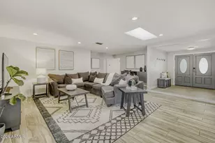 2538 N 50th St, Phoenix, AZ 85008 - Photo 2