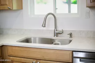 2624 W Charter Oak Rd, Phoenix, AZ 85029 - Photo 12