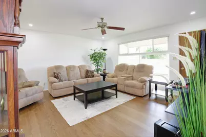 2624 W Charter Oak Road, Phoenix, AZ 85029 - Photo 10