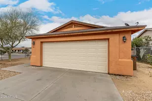 9011 S Calle Batoua, Guadalupe, AZ 85283 - Photo 6