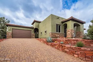 3445 Navoti Dr, Sedona, AZ 86336 - Photo 2
