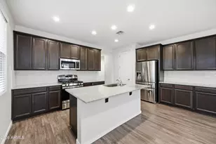 16661 W Shangri La Rd, Surprise, AZ 85388 - Photo 8