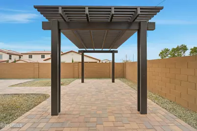 16661 W Shangri La Road, Surprise, AZ 85388 - Photo 28